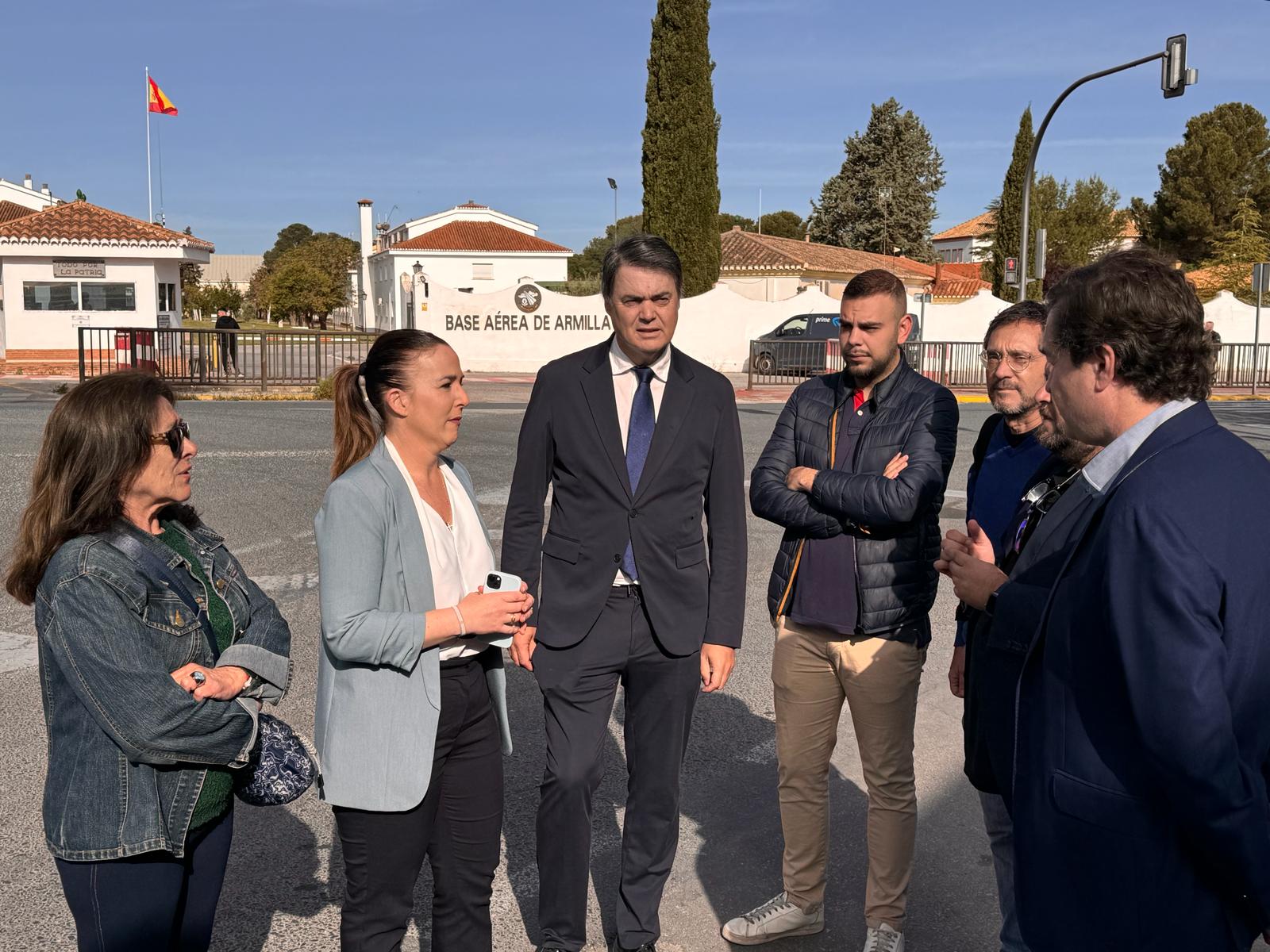 El PP de Granada reclama al Gobierno que dé explicaciones en el Congreso sobre la instalación de un centro de inmigrantes en la Base Aérea